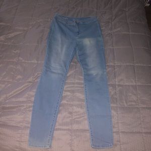 Decree Hi-rise light wash jegging